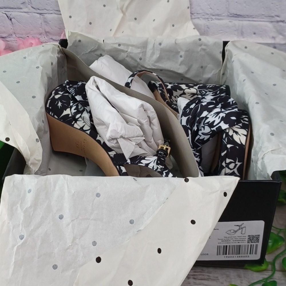 Kate Spade New York Lucie Tropical Foliage Floral Print Platform Sandals NIB - Picture 9 of 12